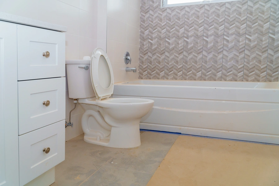 How To Choose Fixtures For Small Bathroom Renovations in Duluth, GA